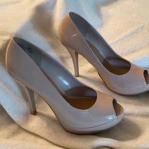 Trash heels beige